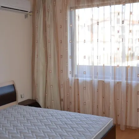 In Complex Chateau Nessebar Sveti Vlas