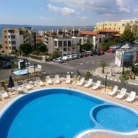 דירה In Complex Chateau Nessebar *