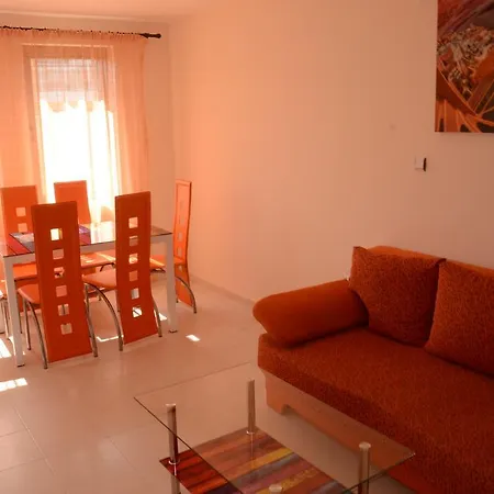 דירה In Complex Chateau Nessebar