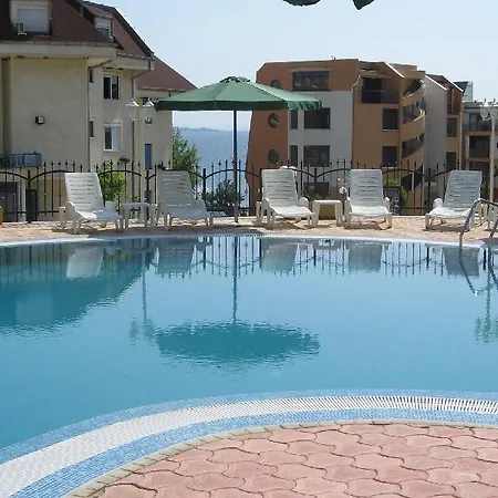 דירה In Complex Chateau Nessebar