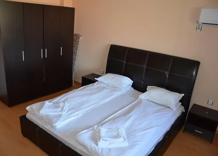 Lägenhet In Complex Chateau Nessebar